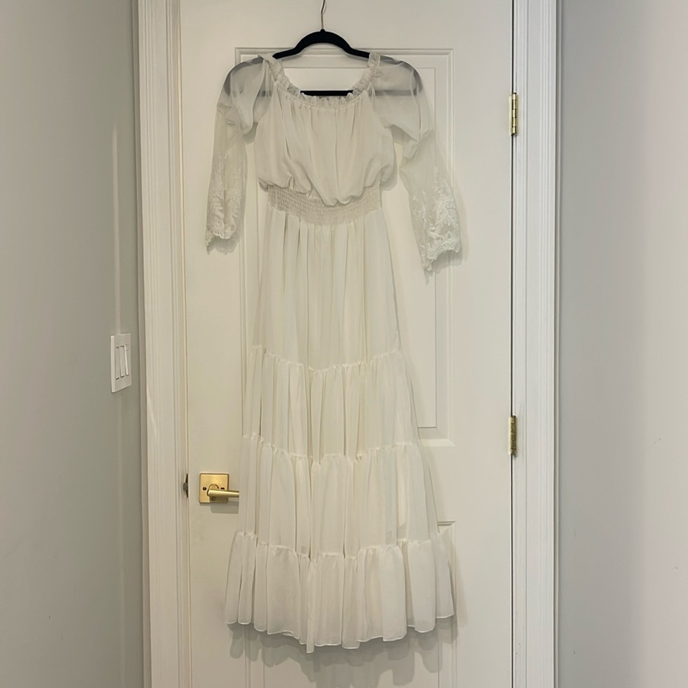 White Lace Beach Gown Size S